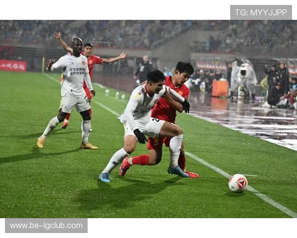 中甲联赛球队战术解析与进攻防守策略优化探讨 中甲联赛球队战术解析与进攻防守策略优化探讨